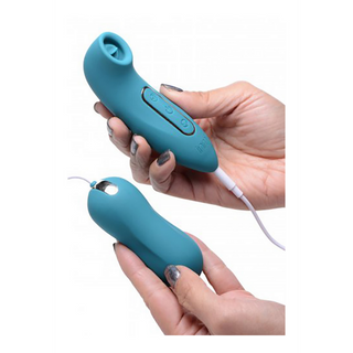 Dubbel Stimulator med Dunkande Ägg & Klitorisstimulator
Dunkande Ägg & Klitorisstimulator - Dubbel Stimulering